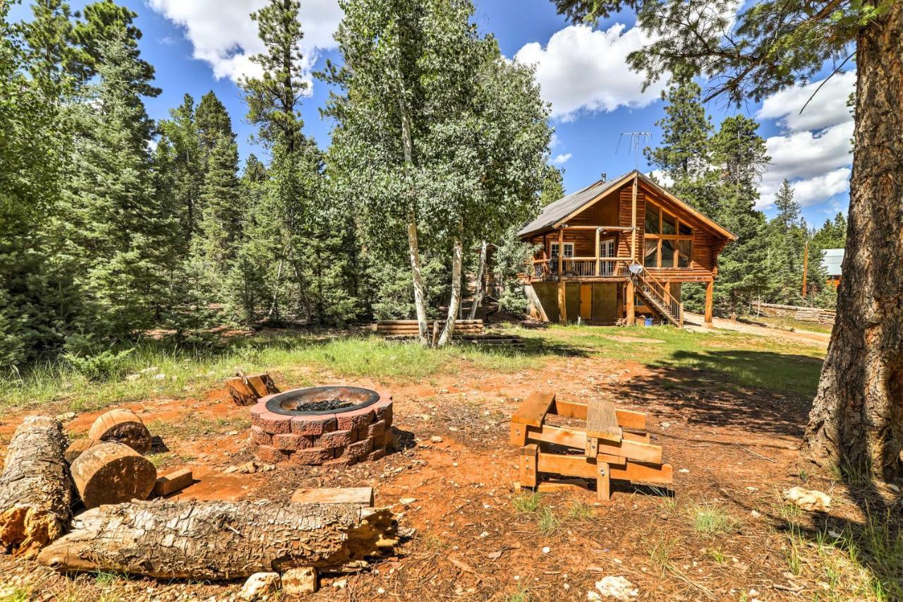 Cozy Utah Cabin With Deck And Fire Pit! Duck Creek Village Luaran gambar